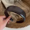 Faixa de Cabelo Larga de Esponja Brilhante Couro Outono/Inverno High-End Versátil Retrô Pressão Alta no Topo da Cabeça Prendedor de Cabelo Acessórios de Cabelo para Mulheres