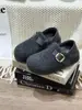 Hebilla de Cinturón Otoño e Invierno Zapatos de Lana Birkenstock Estilo Nuevo 2025 Zapatos sin Cordones de Dos Vías que Aumentan la Altura Zapatos de Algodón con Suela Gruesa y Forro de Felpa para Mujer