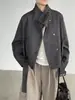 Abrigo de Lana Taoguan con Cuello Mao Simple y Botones de Rana 26 Otoño Invierno Diseño Femenino Chaqueta Corta Adelgazante T5303