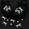 Zapatos de Verano de Moda con Elementos Marinos y Agujeros Zapatos DIY Extraíbles Diamante Azul Delfín Concha Medusa Accesorios Extraíbles para Zapatos