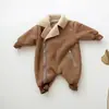 Nueva ropa de exterior para bebés niños y niñas de 0 a 2 años, mameluco para bebé, mameluco cálido de otoño e invierno, ropa moderna para niños pequeños