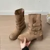 Botas Western Salto Bloco Fivela Retrô Femininas 2026 Nova Coleção Outono Emagrecedoras Meio da Panturrilha Botas de Cavaleiro Botas Martin Femininas