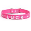 Produtos para animais de estimação DIY, roupas mais vendidas, com letras de diamante, corda de tração, acessórios para coleira de pescoço, coleira de couro PU para cachorro