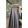 150 Camisa Polo Listrada Manga Curta Gola Francesa Feminina Saia Midi de Cintura Alta Linha A Conjunto de Duas Peças