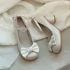 Crema Sabor Matcha Dulce Primavera y Verano Nuevo Estilo Suave Hebilla de Una Línea Zapatos de Piel Punta Redonda Moño Tacón Grueso Zapatos de Tacón Medio