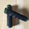 Cubierta de manillar recta bloqueable de un solo lado para bicicleta, manillar de goma suave para bicicleta de montaña, accesorios para bicicleta al por mayor
