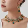 1 Juego de Joyería para Mujer Estilo Étnico Retro Gota de Agua Completamente Diamantado Flor Pequeña Pendientes y Collar