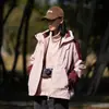 Chaqueta Exterior Tres en Uno a Prueba de Viento e Impermeable para Mujer, Estilo Pareja, Chaqueta de Montañismo Fina de Una Sola Capa para Hombre, Venta al por Mayor