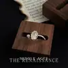 Colección de Anillos Geométricos de Zirconia Personalizados Vintage Lujo Accesible Anillo de Dedo Índice de Gama Alta Apertura Ajustable Joyería para Mano