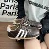 Zapatos de suela gruesa estilo Forrest Gump para mujer 2026 nuevo otoño estilo coreano con cordones zapatillas de entrenamiento alemanas zapatos blancos casuales