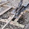 Dispositivo manual de instalación de desvíos mecánicos para manija de desvío para cambio de carril de vía ferroviaria sin soporte