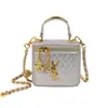 Bolsa de metal com bordado plissado acolchoado, nova bolsa de ombro e transversal da moda 2025, pequena bolsa feminina tipo caixa