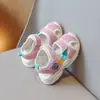 Sandálias Infantis Sapatos de Praia Infantis 2025 Verão Novo Antiderrapante Macio Solado Sapatinhos de Bebê Sapatos Infantis Sandálias Fofas