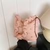 Outono e inverno grande capacidade feminina 2025 nova leve bordado arco plissado ombro bolsa crossbody bolsa de viagem