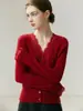 Nova coleção outono e inverno: cardigã feminino de cashmere puro com decote em V, uma peça de outer wear quente e elegante que afina a silhueta e é versátil