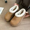 Botas de Nieve de Suela Gruesa para Aumentar la Altura para Uso en Exteriores, Pantuflas Peludas, Nuevo Estilo Otoño e Invierno 2025, Zapatos de Algodón de Punta Cerrada Estilo Birkenstock para Mujer