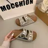 Chinelos Femininos Tendência com Solado Grosso Estilo Birkenstock 2026 Verão Nova Moda Versátil Casual Sandálias de Encaixe para Uso Externo Sandálias de Praia para Mulheres