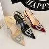 312-K202 Zapatos de Tacón Alto Estilo Europeo y Americano con Hebilla en V de Pedrería Puntera Puntiaguda Boca Baja Zapatos con Correa de Hebilla de Una Sola Línea para Mujer