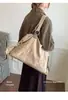 Bolso retro de nicho de gran capacidad para mujer, nuevo bolso de hombro de moda 2026 para ir al trabajo, bolso de mano de alta gama