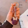 Llavero de coche de dibujos animados con muñeca de diamante, llavero de niña linda, colgante para mochila, llavero de coche, pequeño regalo