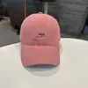 Boné de Baseball para Mulheres, Sensação de Início de Outono, Boné de Baseball Lettered Escovado, Estilo Coreano Versátil, Design Simples para Casais Jovens, Moda de Rua