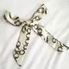 Bufanda larga fina de seda creativa estilo coreano pañuelo de seda tipo lazo de azafata decoración de bolso pañuelo de seda pequeño bufanda de mujer regalo pequeño