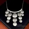 Collar de Flor Dorada para Mujer, Cadena Retro para Clavícula, Collar Sencillo y Elegante Incrustado de Diamantes, Regalo de San Valentín, Electrochapado en Oro Real