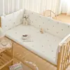 Barandilla de cama de una pieza para bebé recién nacido estilo ins, protector de cama acolchado suave anti-colisión estilo coreano para cama infantil empalmada