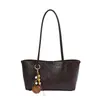 Bolso de Hombro para Mujer Estilo Coreano Chic Retro de Nicho, Nuevo Otoño, Ligero, de Lujo, Versátil, para el Trabajo y el Viaje