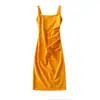Vestido de tirantes de estilo americano Ins Street Fashion, estilo francés, plisado, de longitud media, nuevo, europeo y americano, de cuello cuadrado, ajustado, de color liso