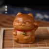 Novos enfeites fofos de gato com sino para todas as ocasiões, sândalo selecionado, escultura em sândalo verde, gato acenando, decoração de mesa, atacado