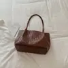 Bolsa tejida popular de verano para mujer, nuevo bolso de hombro de moda 2026 para ir al trabajo, bolso de mano, tote, bolso cubo