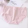 Ropa interior sin costuras de uso independiente, bragas japonesas suaves con borde de encaje, ropa interior transpirable para niñas, cintura media, color liso, entrepierna de algodón