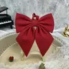 Gravata borboleta uniforme JK raiz de pena ciano-avermelhada cor sólida ângulo oblíquo japonês estudante raiz de pena gigante flor de gola uniforme de marinheiro objeto pequeno