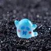 Nuevo producto transfronterizo: adorables figuritas de fantasmas pequeños coloridos de Halloween, adornos decorativos para manualidades, accesorios para colgar y decoraciones de paisajes en miniatura