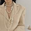 Collar de Perlas con Cuentas de Bola de Diamantes Retro Francés Cadena de Suéter Apilada de Lujo Ligero Nicho Joyería para Mujeres Gama Alta
