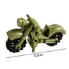 Escena militar transfronteriza con piezas de muñeco de bloques de construcción de motocicleta de dos ruedas todoterreno para comercio exterior