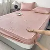 Protector de colchón impermeable ultrasónico a prueba de orina, pieza única, diseño de dibujos animados, funda de colchón acolchada engrosada, cobertura completa para cama individual de dormitorio