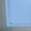 Novos acessórios de resina em formato de mini coração, estilo cartoon, versáteis, atacado, para projetos DIY, incluindo presilhas de cabelo coláveis na cor creme, capas de celular e tamancos