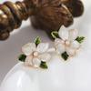 Pendientes Vintage de Plata con Diseño de Flor Gota de Agua de Circonita, Pendientes de Lujo Ligero de Gama Alta, Exquisitos Accesorios para Orejas Retro