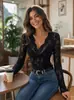 Bestseller transfronterizo europeo y americano: Body de encaje transparente con escote en V profundo y manga larga para mujer, elástico, ajustado, sexy, camisa base de encaje