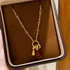 Collar Colgante de Calabaza Electrochapado en Oro Real de 18K, Cadena de Clavícula Vintage de Nicho, Lujo Ligero, Joyería Elegante y de Alta Gama al por Mayor