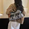 Moda Otoño 2026 Bolso Retro Bajo el Brazo Nuevo Gran Capacidad Lunares Bolso de Mano de Alto Valor Bolso de Hombro para Viajes