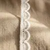 Venta al por mayor del fabricante Borde recto único de 1.2 cm de ancho Adorno de encaje soluble en agua de seda de leche para accesorios de ropa Bordado DIY