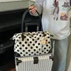 Bolso Grande de Lunares para Mujer 2026 Nuevo Modelo de Verano, Bolso de Tela Ligera de Gama Alta de Nicho, Bolso de Hombro, Bolso Tote de Gran Capacidad