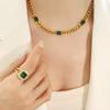 Hip-hop Cadena cubana gruesa incrustada con colgante de piedra de vidrio verde collar pulsera traje de joyería no se decolora fabricantes venta al por mayor