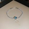 Pulseira super brilhante colorida de zircônia adorável em forma de cobra e borboleta, pulseira de temperamento de luxo leve, pulseira de nicho de personalidade de alta qualidade para mulheres