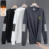 Sudadera casual forrada de polar para hombre, nuevo modelo de invierno en negro, blanco y gris, corte holgado, cuello redondo, sin cierre, manga larga, top deportivo, chaqueta