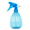 Regadera pequeña de plástico con columna de agua, atomización ajustable, botella rociadora de 500 ml, botella rociadora para limpieza, riego, color aleatorio