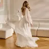 Al por mayor transfronterizo Vestido de novia ligero de manga larga francés Compromiso Cola pequeña Fotografía de viajes Salida Velo Banquete Bienvenida Nuevo Vestido de noche